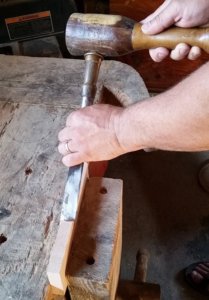 chisel and wood mallet